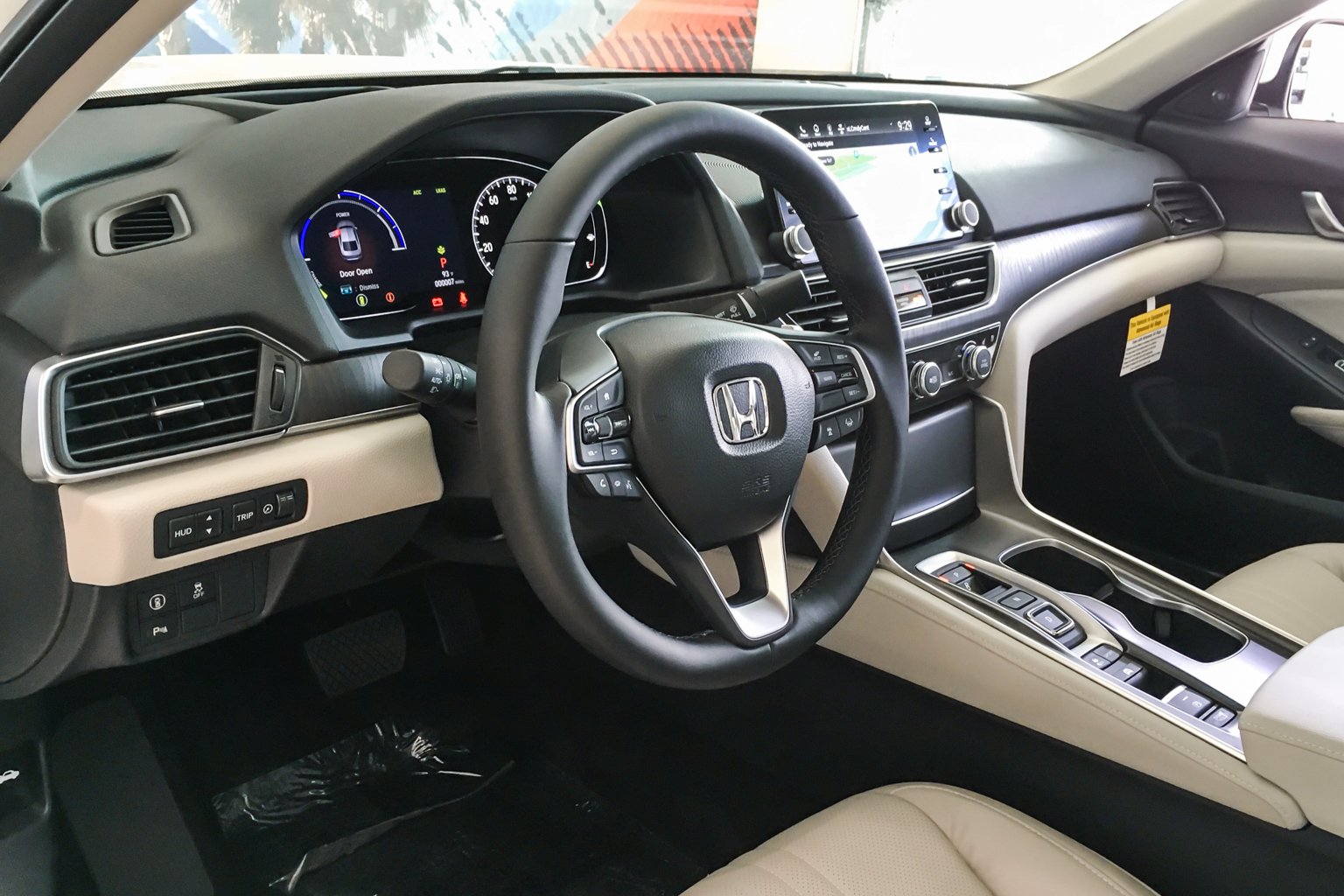 New 2019 Honda Accord Hybrid Touring With Navigation