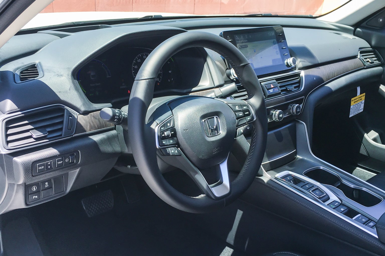 New 2019 Honda Accord Hybrid Touring With Navigation